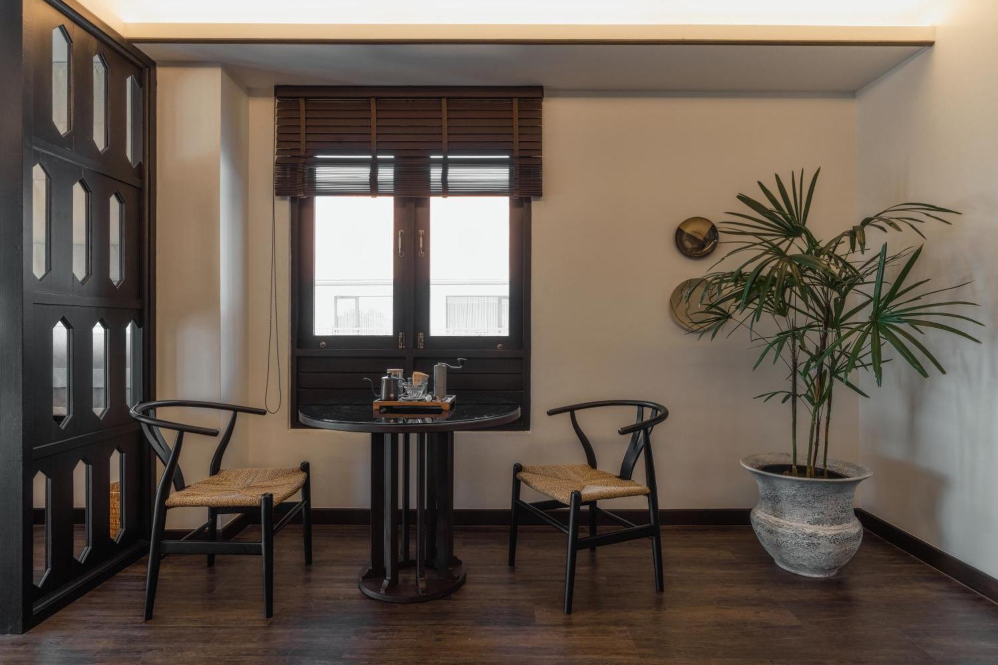 Burirattana Hotel-An Adults Only Hotel Чиангмай Экстерьер фото
